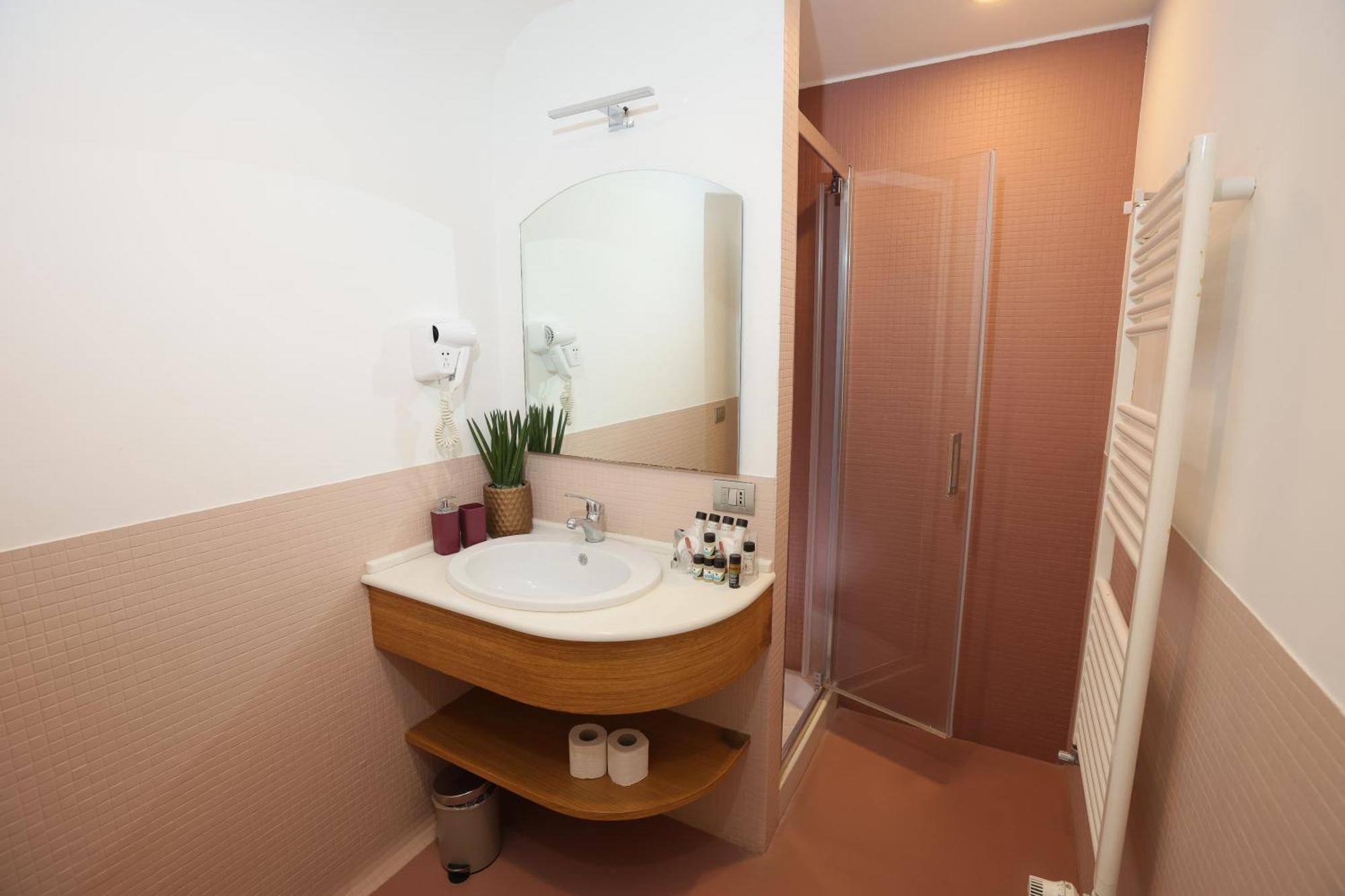 Lungomare Suite & Spa Наполи Екстериор снимка