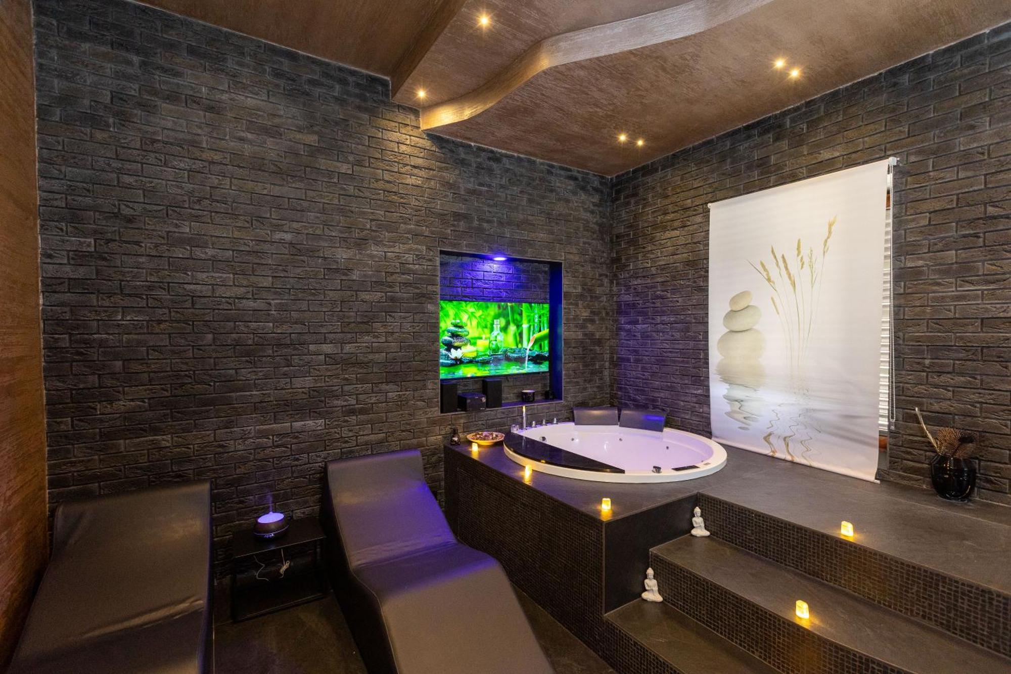 Lungomare Suite & Spa Наполи Екстериор снимка
