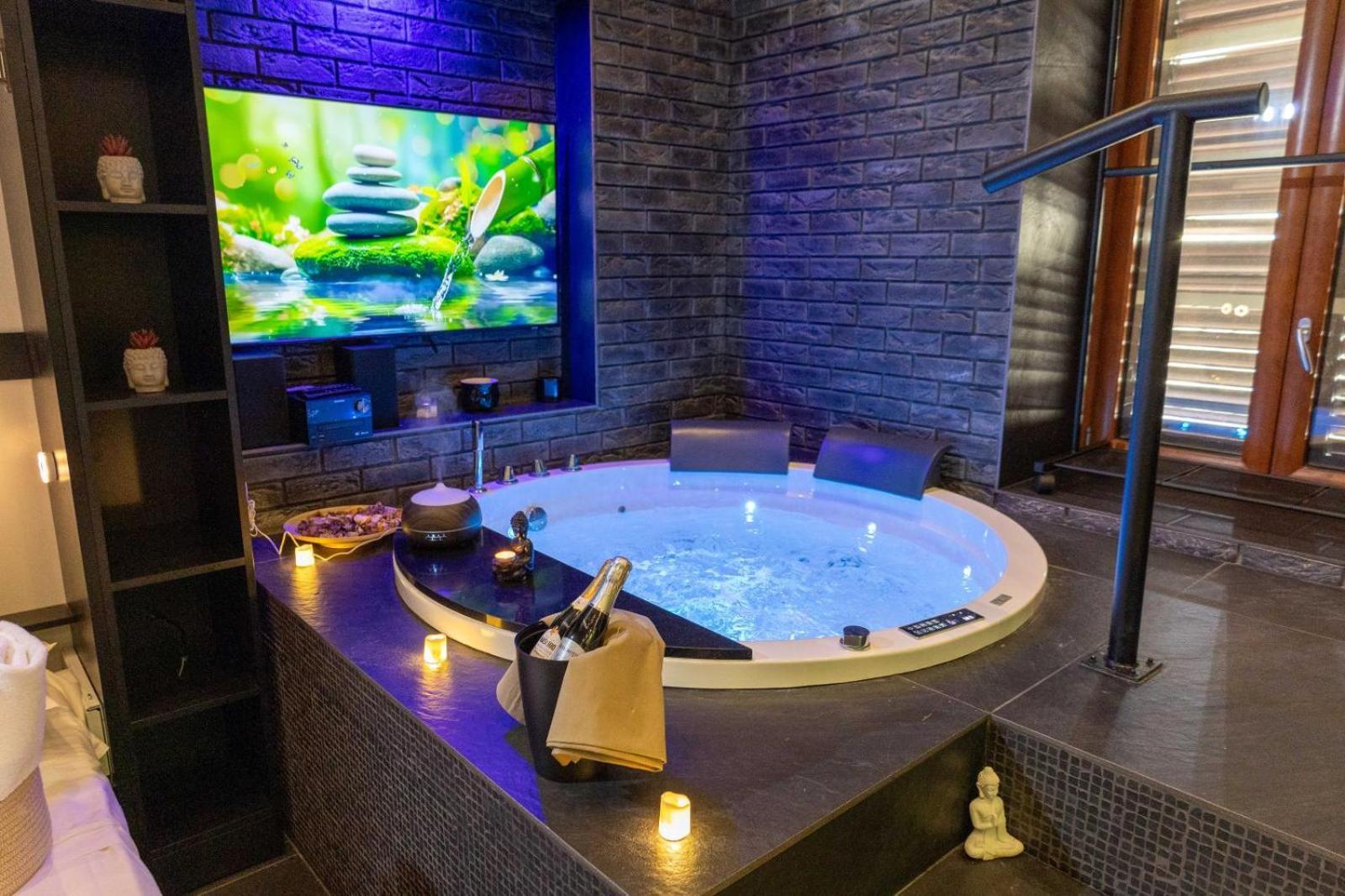 Lungomare Suite & Spa Наполи Екстериор снимка